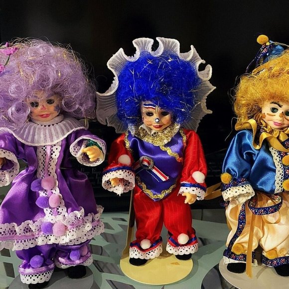 Selling 3 - VTG-Robin Woods Dolls, Clown Series (1984) stands included - Picture 1 of 4